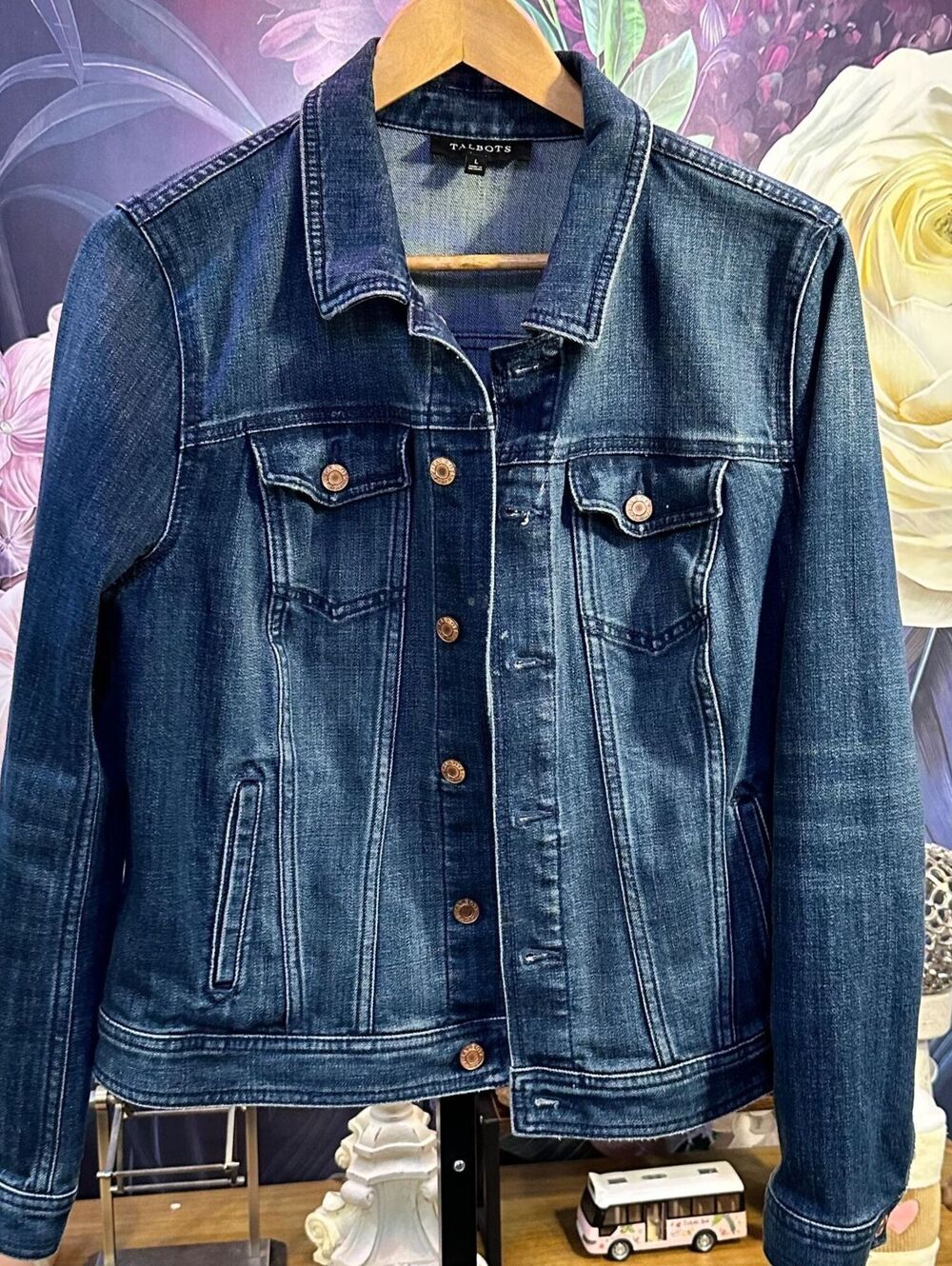 Talbots L Denim Jacket Dark Wash Stretch Classic Preppy Trucker Utility Blue